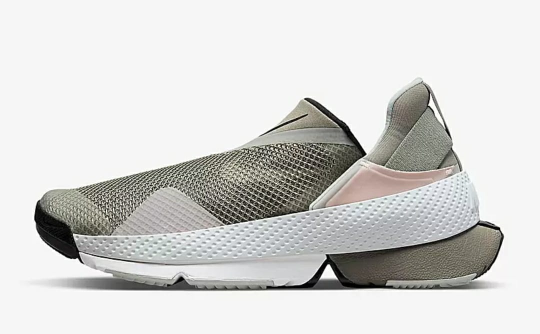 Chaussures Intelligentes Sans les Mains | Un Confort Absolu à Chaque Pas ⭐